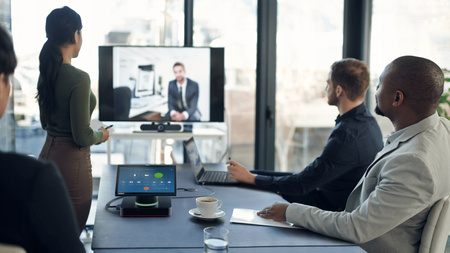 KONFERENCYJNY Lenovo ThinkSmart Hub Gen2 AiO i5 8GB SSD FHD W10 ZOOM