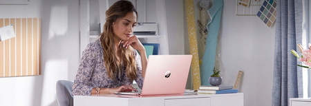 Laptop HP 15 Ryzen5-7520 8GB 256SSD FHD W11 15.6" ROSE GOLD