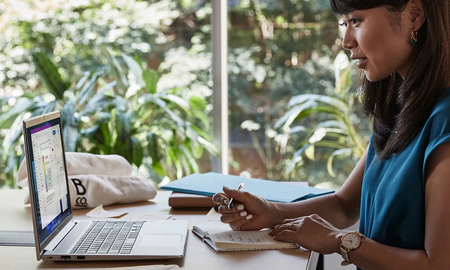 Laptop HP EliteBook 650 G10 i5-1335U 16GB DDR4 1TB SSD 15,6" FHD LTE NFC