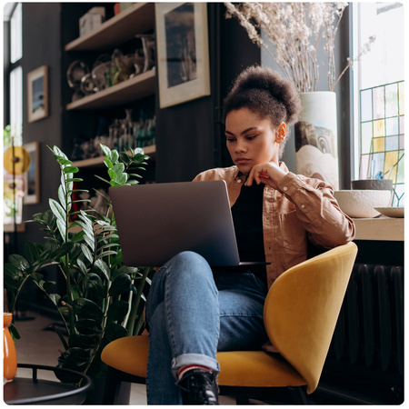 NOWOCZESNY LAPTOP Dell PRO 16 Plus AMD RYZEN AI 5 340 16GB 1TB SSD FHD+ W11