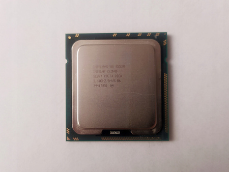 Procesor Intel Xeon E5530 4 x 2.40 GHz 8MB LGA1366