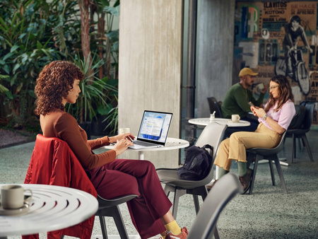 Laptop HP OmniBook Snapdragon X Elite 32GB DDR5 512SSD 2K Touch W11H 14"