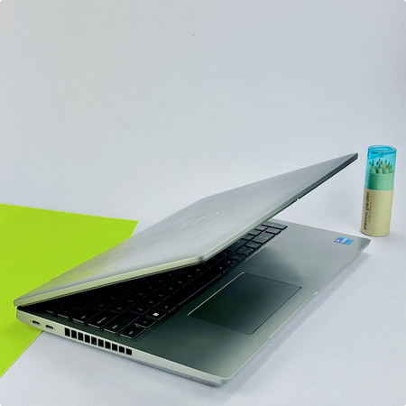 STACJA ROBOCZA Dell Precision 3570 i7-1255 16GB DDR5 512SSD NVIDIA T550 W11